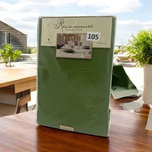 ELRENE HOME FASHIONS 100% POLYESTER Olive Green 70" ROUND TABLECLOTH - NOS